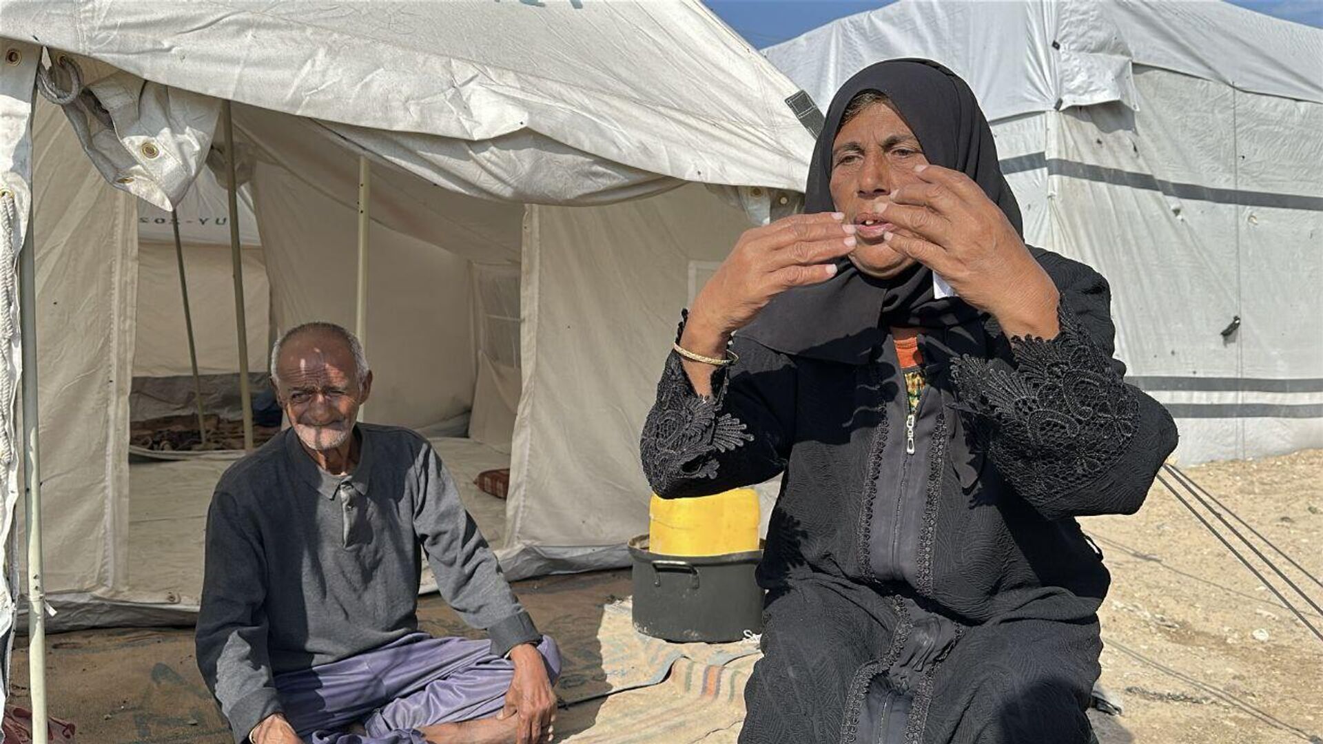 أطنان النفايات تحاصر النازحين وتفاقم الأزمة الصحية والبيئية في قطاع غزة - سبوتنيك عربي, 1920, 16.12.2024