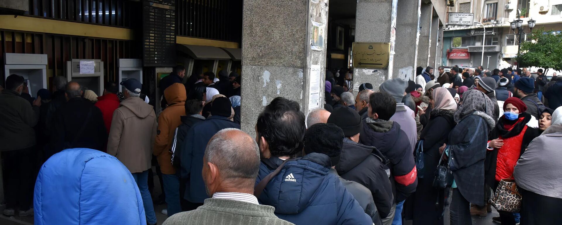 موظفو سوريا مجهولو المصير... الأزمة المعيشية تتفاقم  - سبوتنيك عربي, 1920, 06.03.2025