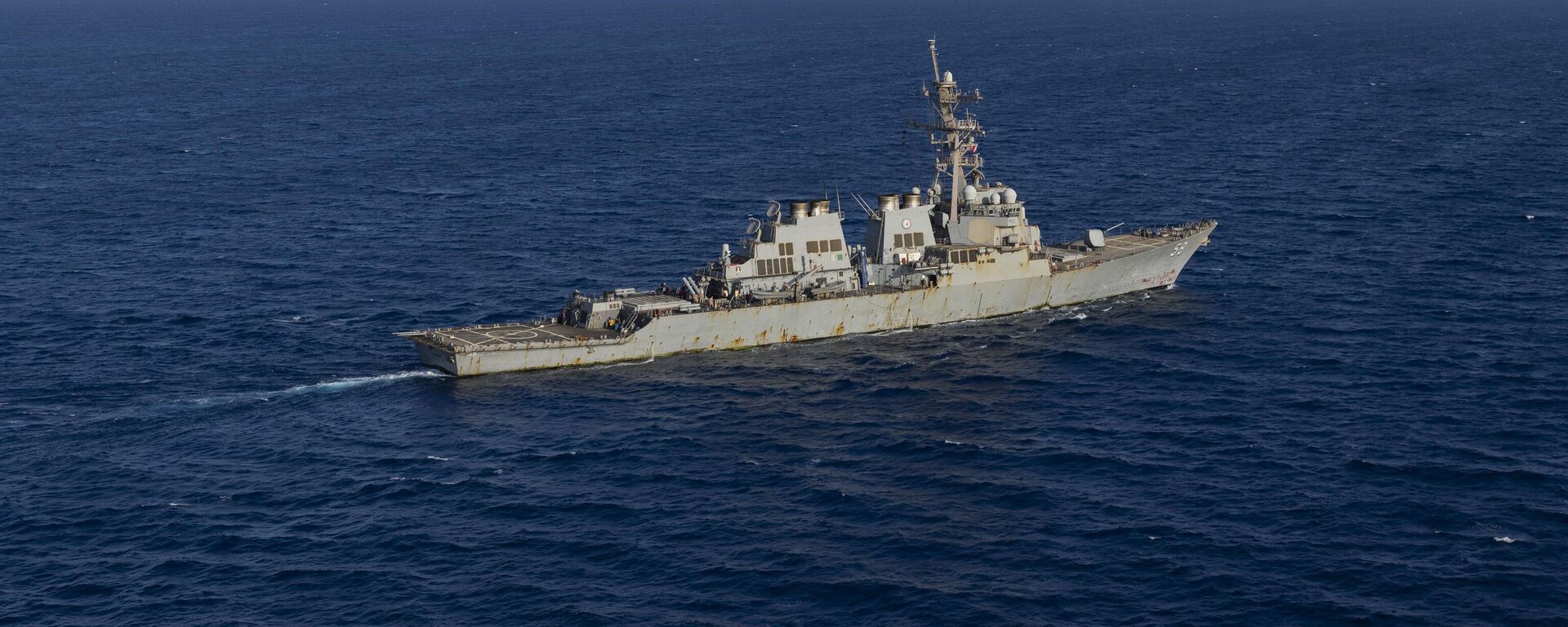 المدمرة الصاروخية الموجهة يو إس إس لابون في البحر الأحمر - سبوتنيك عربي, 1920, 11.01.2025