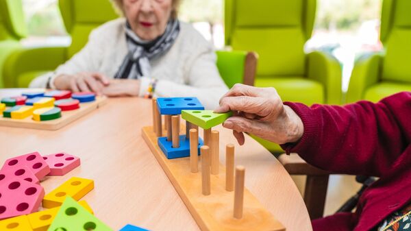 معاناة كبار السفن من أعراض ضعف الذاكرة - سبوتنيك عربي