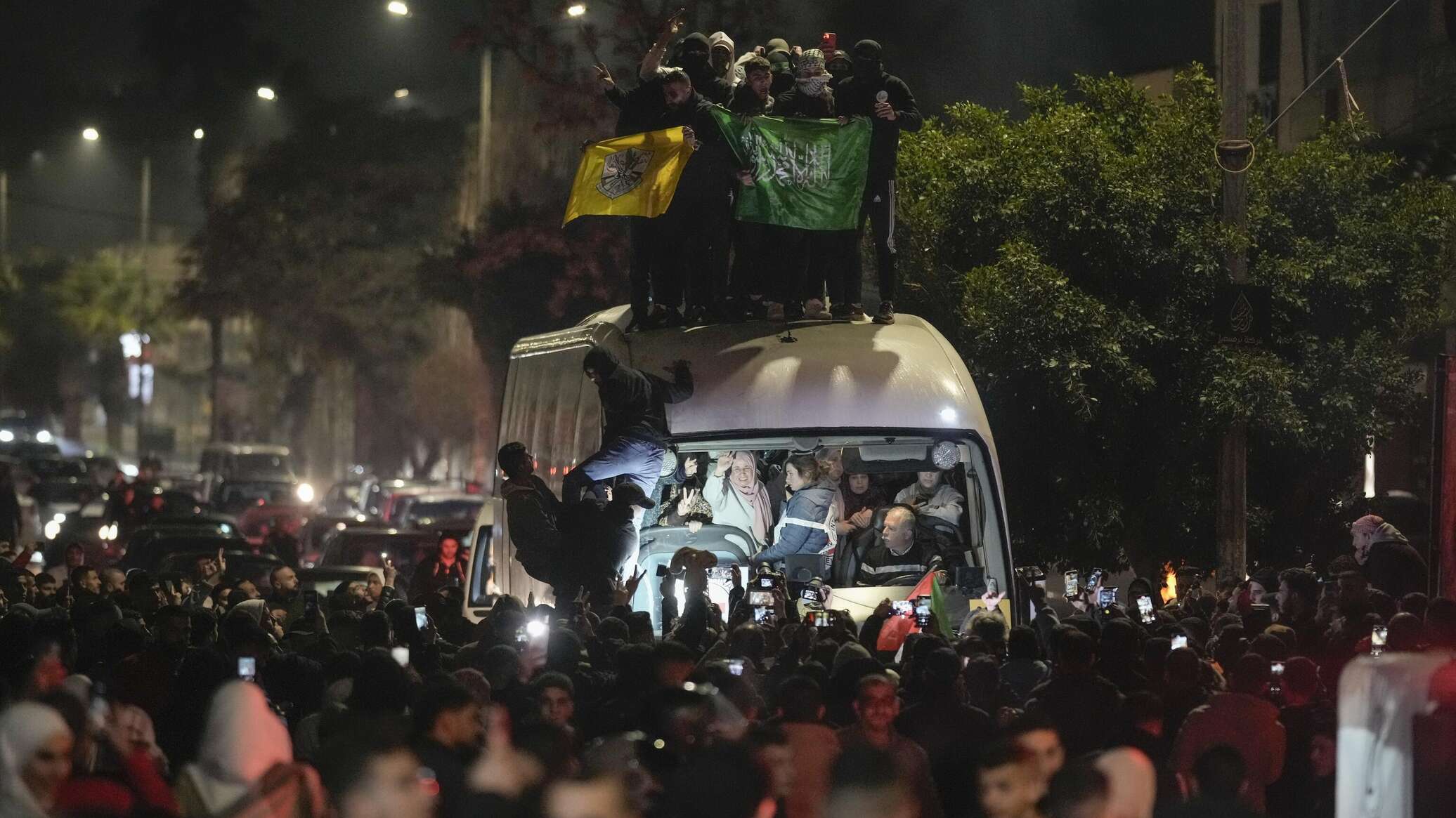 خبير بالشأن الفلسطيني: تطورات الميدان والضغوط الأمريكية وراء وقف إطلاق النار في غزة