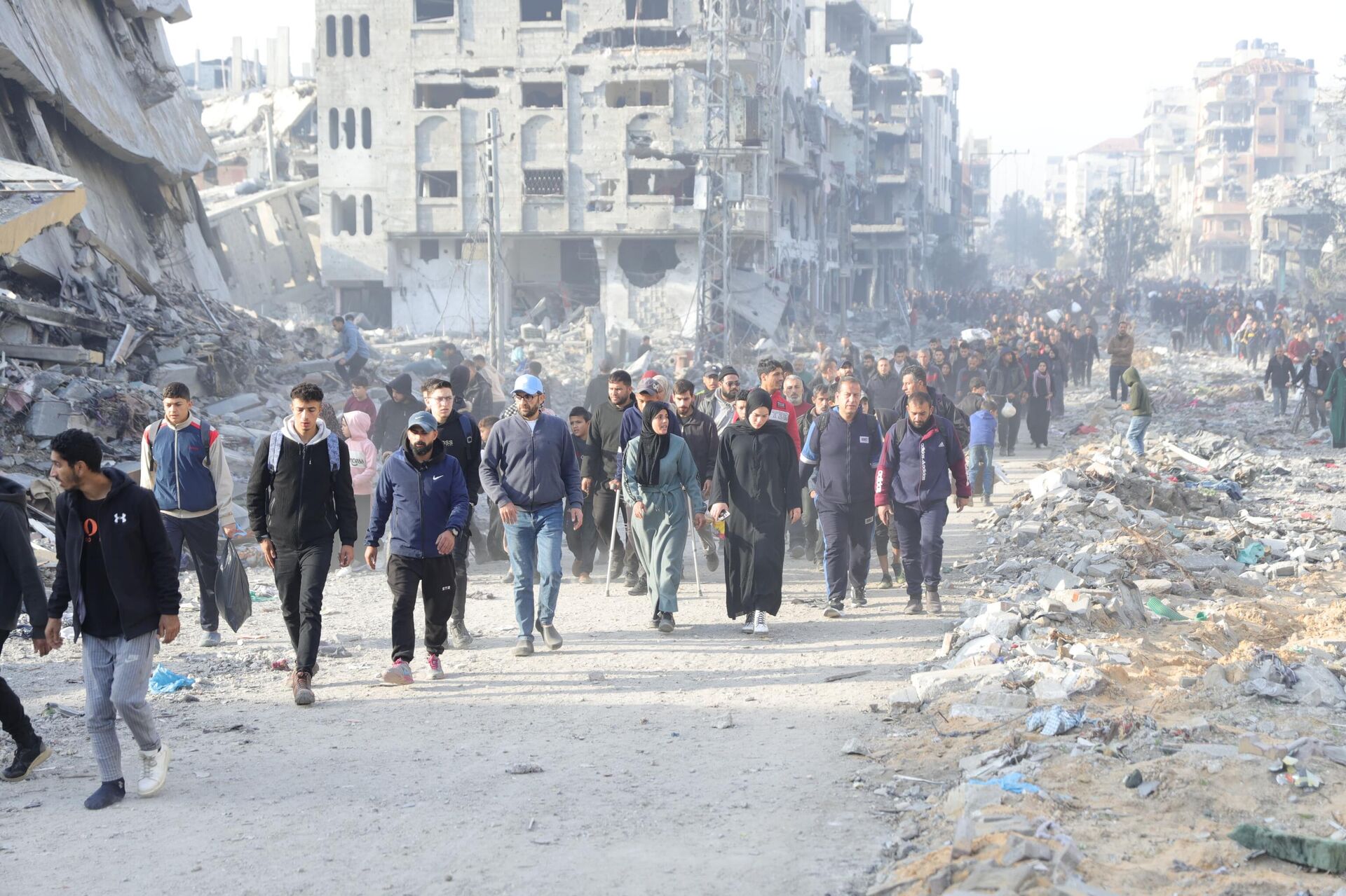 عودة النازحين إلى جباليا تكشف حجم الدمار والكارثة الإنسانية - سبوتنيك عربي, 1920, 20.01.2025