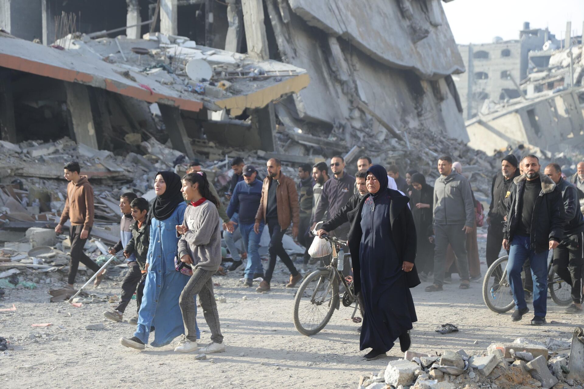 عودة النازحين إلى جباليا تكشف حجم الدمار والكارثة الإنسانية - سبوتنيك عربي, 1920, 20.01.2025