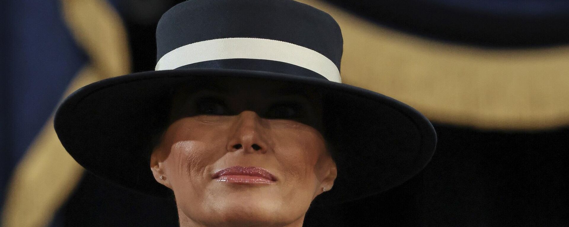 ميلانيا ترامب، في حفل تنصيب زوجها الرئيس الأمريكي، دونالد ترامب، في مبنى الكونغرس، 20 يناير/ كانون الثاني 2025 - سبوتنيك عربي, 1920, 20.01.2025