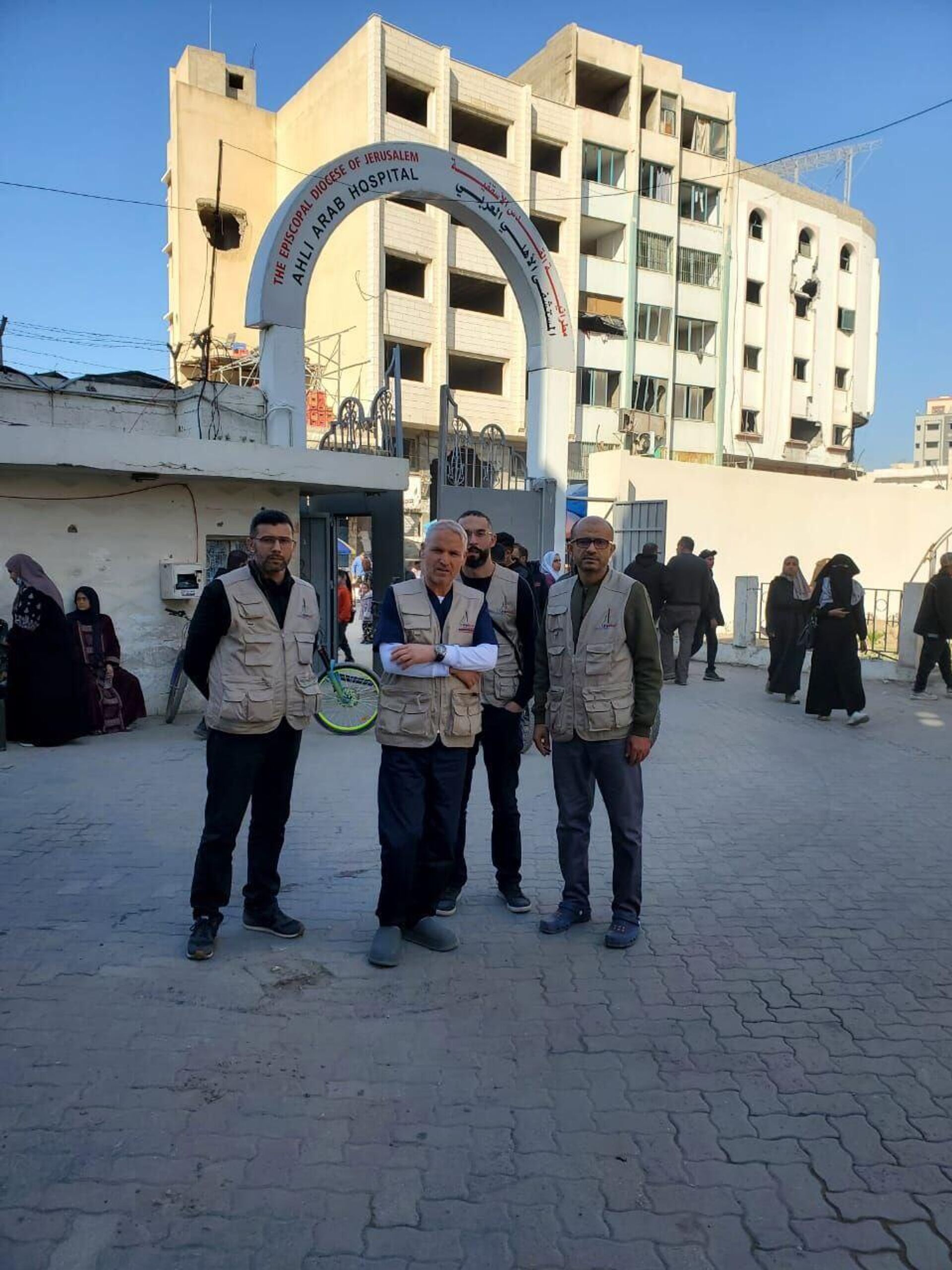 وفد طبي تونسي يعود من غزة ويروي فاصيل مؤلمة من واقع الحرب. - سبوتنيك عربي, 1920, 22.01.2025