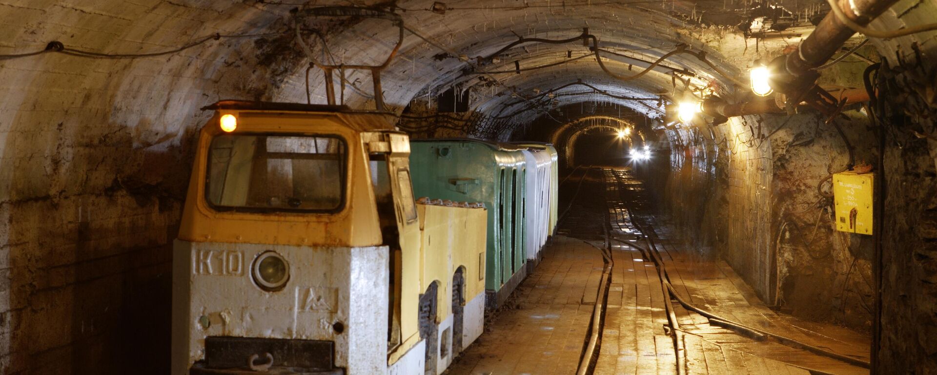 صورة منجم للصخر النفطي - سبوتنيك عربي, 1920, 22.01.2025