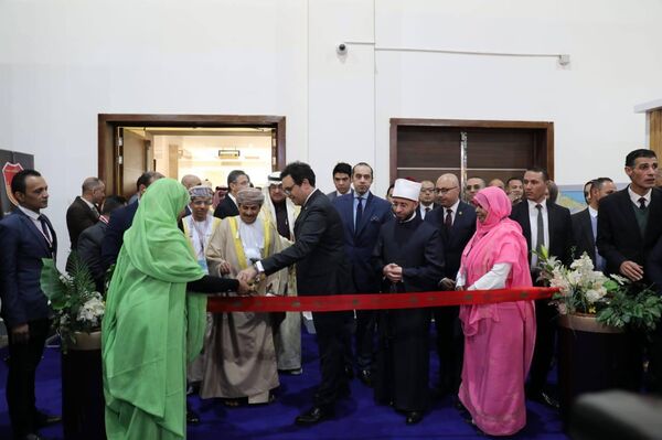 وزير الثقافة المصري يفتتح معرض القاهرة الدولي للكتاب  - سبوتنيك عربي