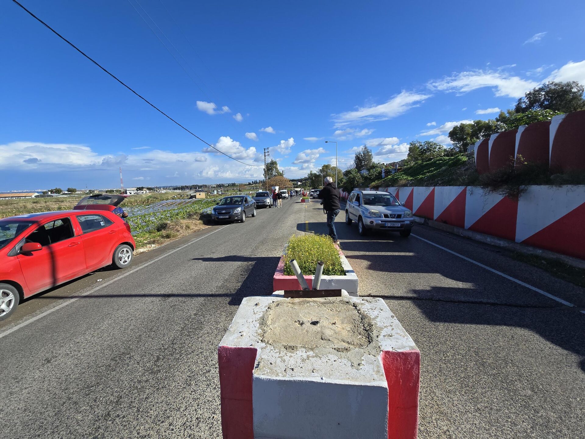 أهالي الناقورة يتفقدون منازلهم: دمار واسع وصمود راسخ ديارنا غالية، جنوبنا غالي، وأرضنا غالية أهالي الناقورة يتفقدون منازلهم: دمار واسع وصمود راسخ ديارنا غالية، جنوبنا غالي، وأرضنا غالية - سبوتنيك عربي, 1920, 23.01.2025