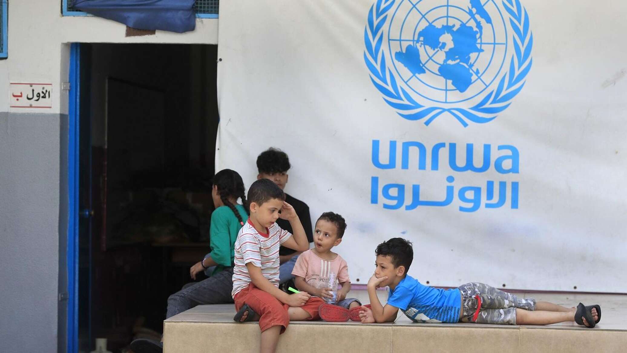 الأونروا: غير متأكدين من استمرار عمل الوكالة حتى نهاية العام بسبب التدهور المالي