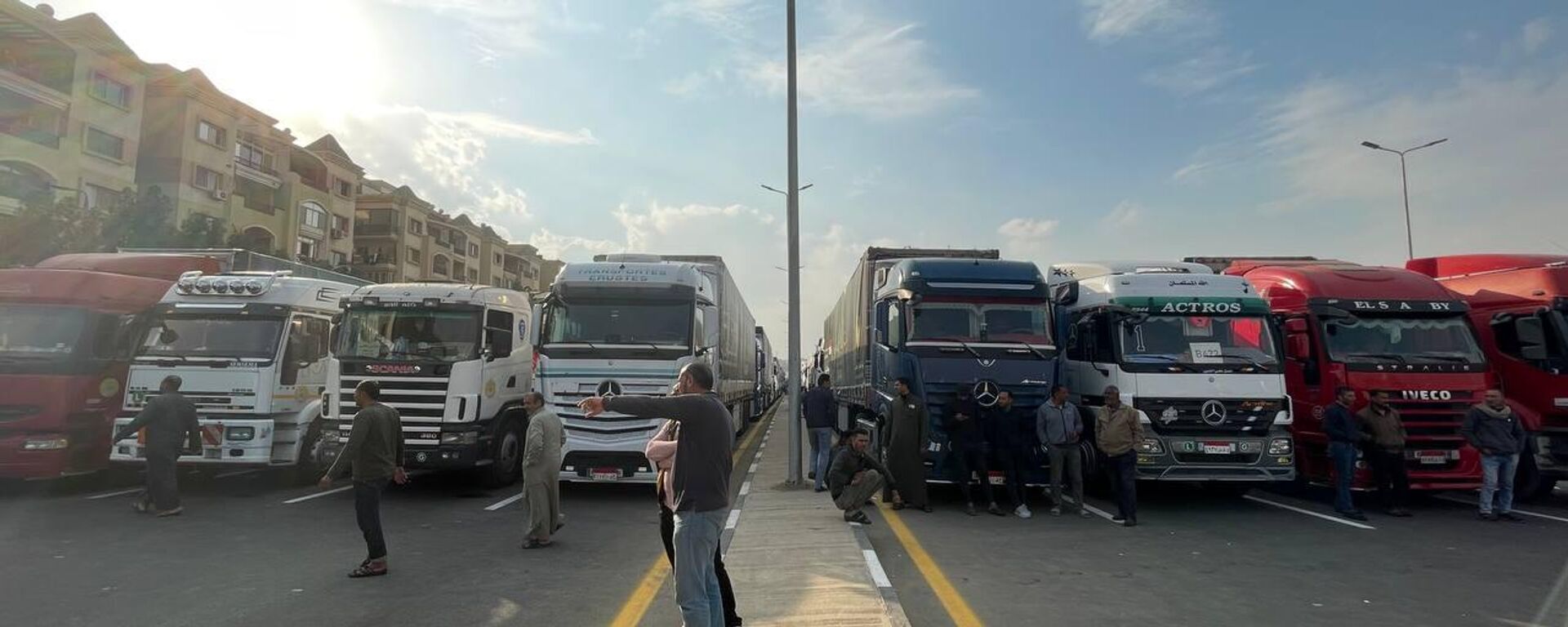 قافلة مساعدات إنسانية مصرية للفلسطينيين في قطاع غزة
 - سبوتنيك عربي, 1920, 24.07.2025