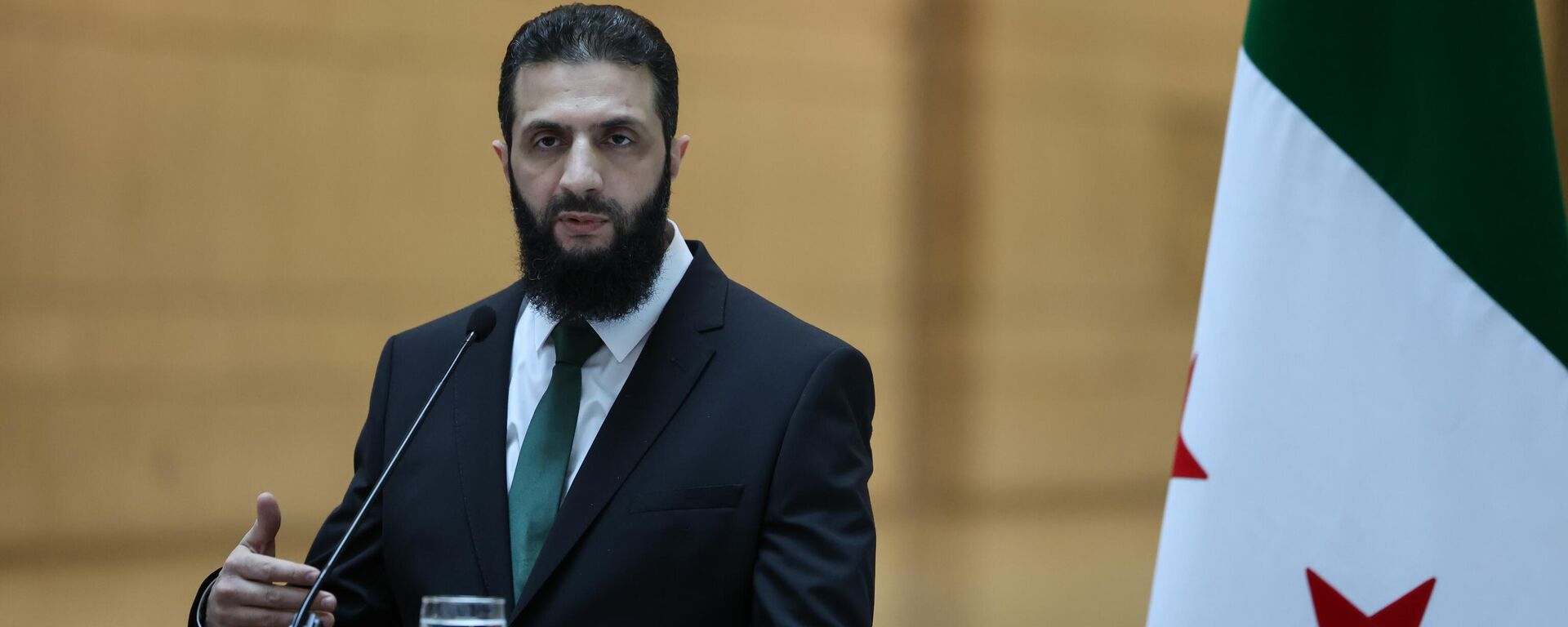 الرئيس السوري أحمد الشرع  - سبوتنيك عربي, 1920, 20.05.2025