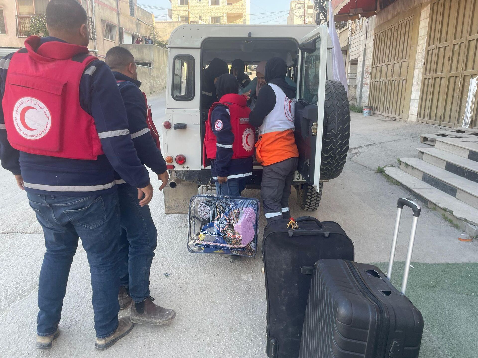 الجيش الإسرائيلي يوسع عملياته العسكرية شمال الضفة الغربية ويتسبب في تهجير 5 آلاف عائلة - سبوتنيك عربي, 1920, 05.02.2025