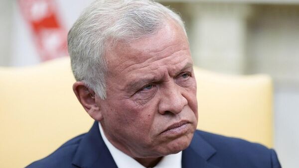 ملك الأردن، عبد الله الثاني، خلال مؤتمر صحفي مع الرئيس الأمريكي، دونالد ترامب، في البيت الأبيض، واشنطن، 11 فبراير/ شباط 2025 - سبوتنيك عربي