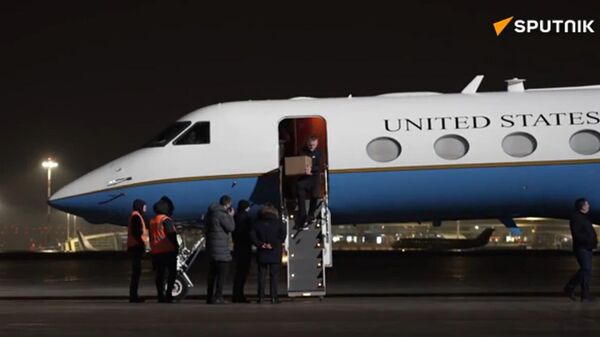 لحظة وصول المواطن الروسي  ألكسندر فينيك - سبوتنيك عربي