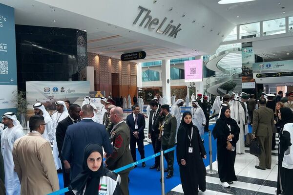 انطلاق فعاليات معرضي &quot;آيدكس&quot; و&quot;نافدكس&quot; 2025 في أبوظبي - سبوتنيك عربي