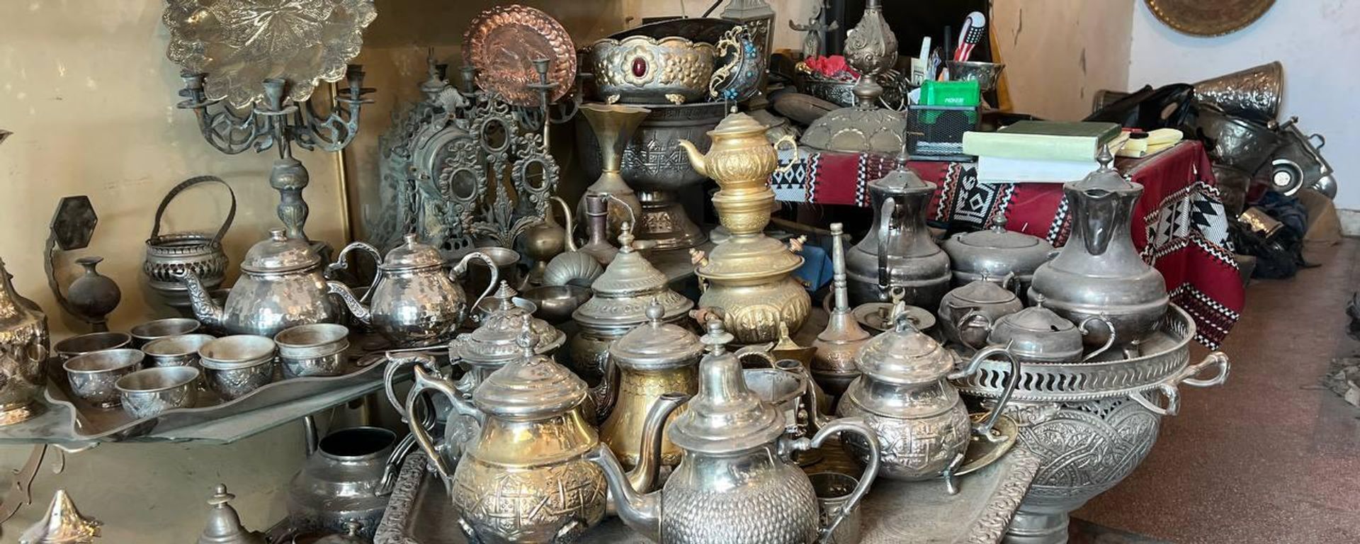 حرفة النقش على النحاس في ليبيا حرفة النقش على النحاس في ليبيا - سبوتنيك عربي, 1920, 17.02.2025