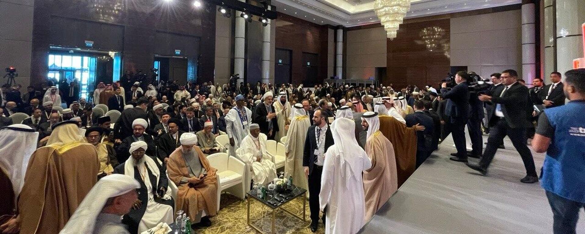 مؤتمر الحوار الإسلامي - سبوتنيك عربي, 1920, 19.02.2025