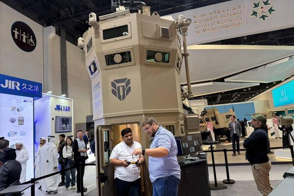 برج مراقبة إماراتي جديد يمكنه العمل كحرس حدود وحماية السفارات والمطارات - سبوتنيك عربي