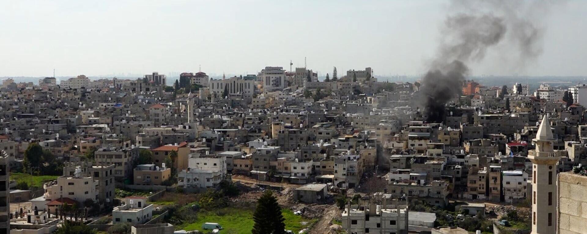 إسرائيل تدمر عشرات المنازل والمحال التجارية بمخيم طولكرم شمال الضفة الغربية  - سبوتنيك عربي, 1920, 26.02.2025