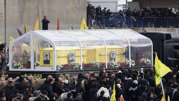 تشييع مهيب لحسن نصر الله في لبنان - سبوتنيك عربي