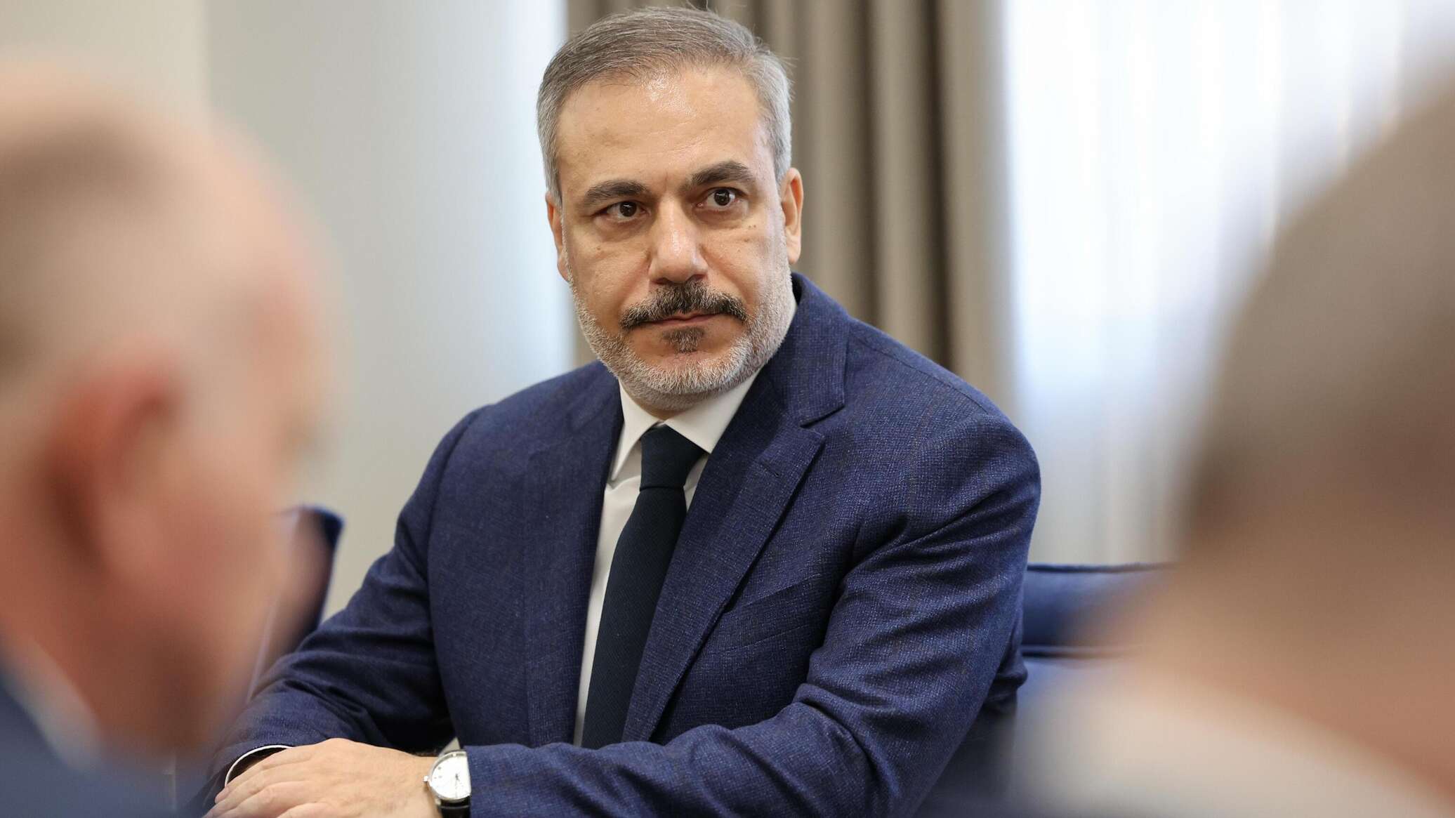 وزير الخارجية التركي يكشف عن محادثات مع إسرائيل لخفض التوتر في سوريا