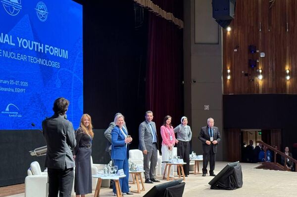  المنتدى الدولي للشباب حول التقنيات النووية الخضراء في مصر
 - سبوتنيك عربي