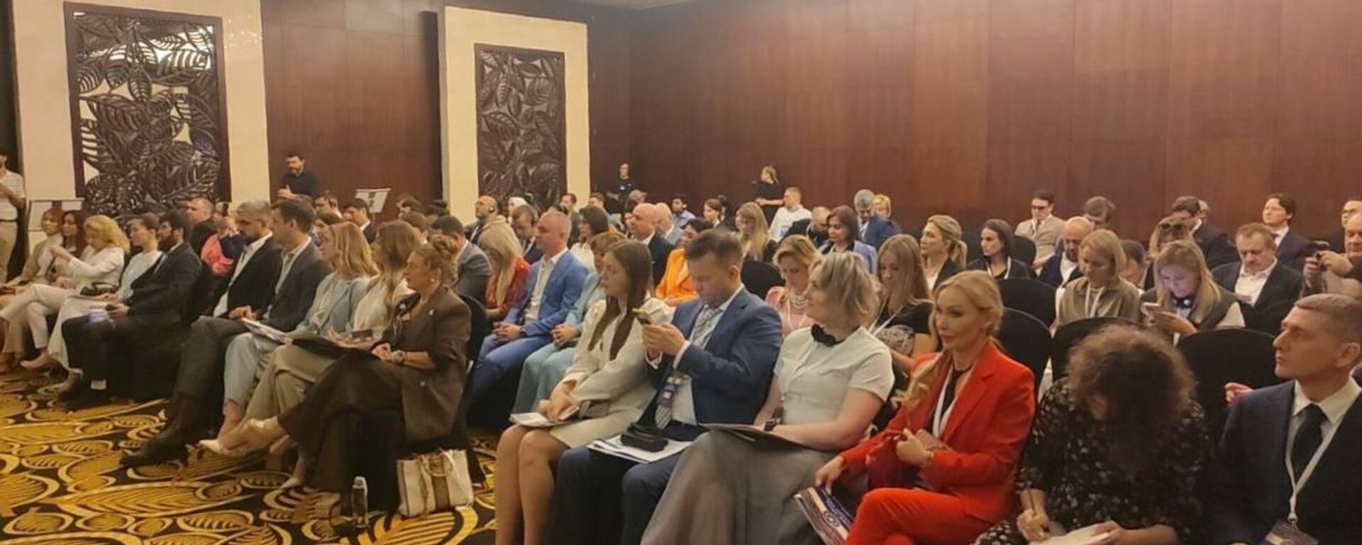  فعاليات منتدى مؤتمر بريكس للاستثمار في  دبي - سبوتنيك عربي, 1920, 07.03.2025