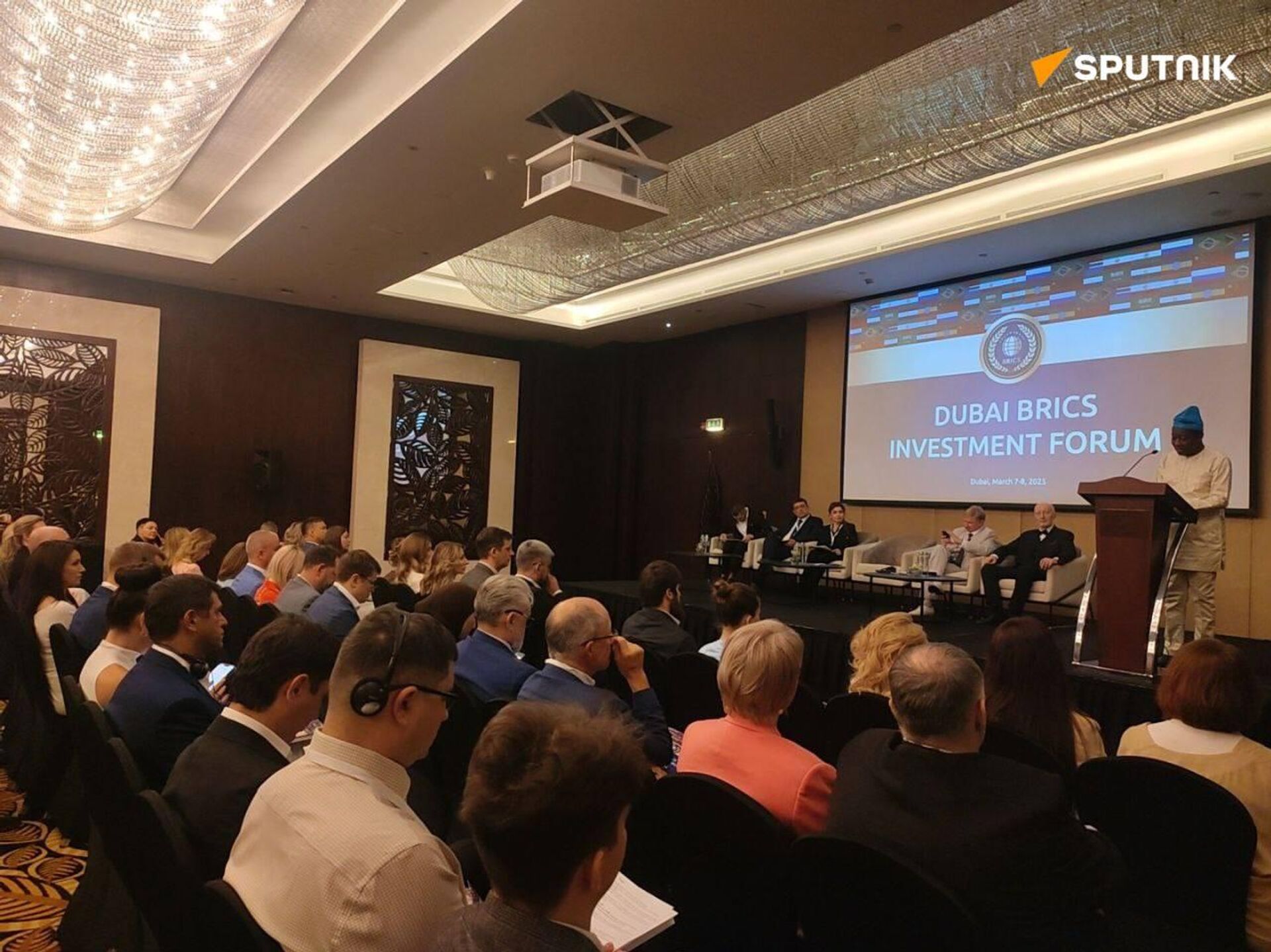 فعاليات منتدى مؤتمر بريكس للاستثمار في دبي فعاليات منتدى مؤتمر بريكس للاستثمار في دبي - سبوتنيك عربي, 1920, 07.03.2025