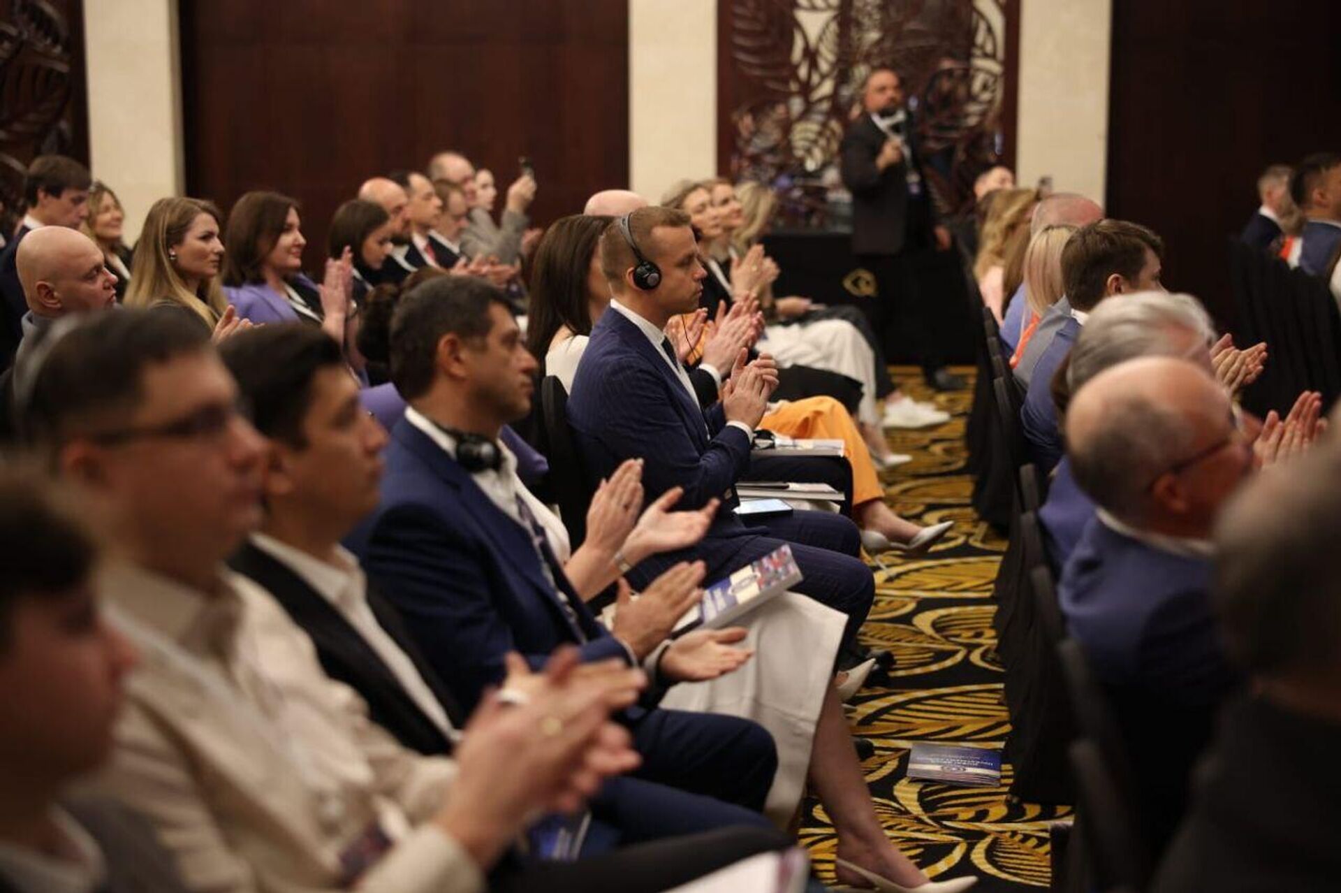 فعاليات منتدى دبي للاستثمار لدول بريكس في دولة الإمارات العربية المتحدة - سبوتنيك عربي, 1920, 08.03.2025