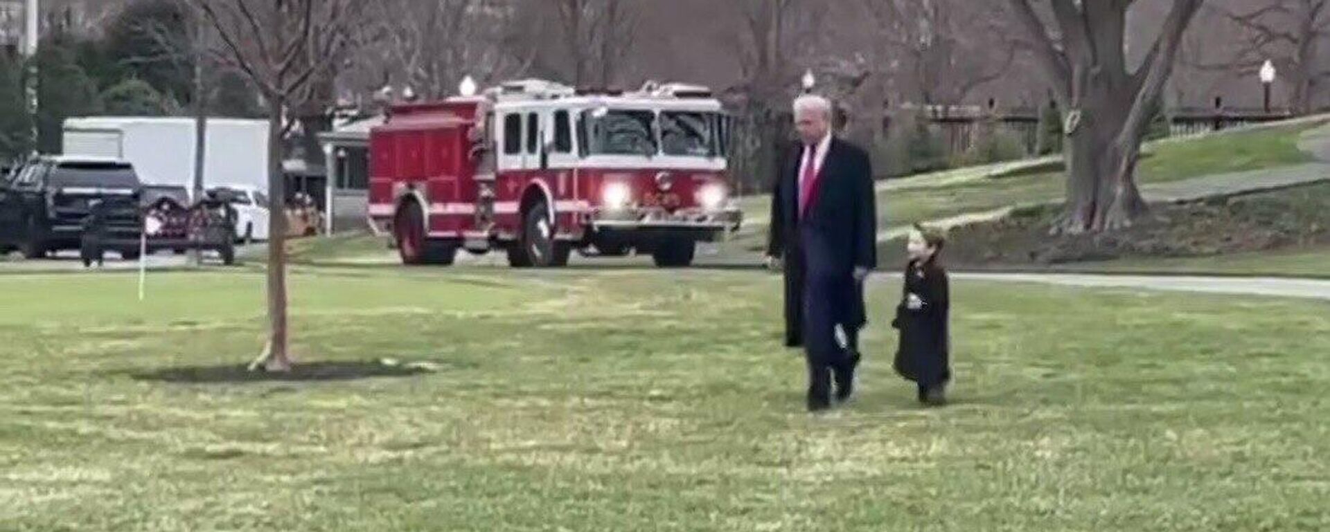 دونالد ترامب برفقة نجل آيلون ماسك  - سبوتنيك عربي, 1920, 16.03.2025