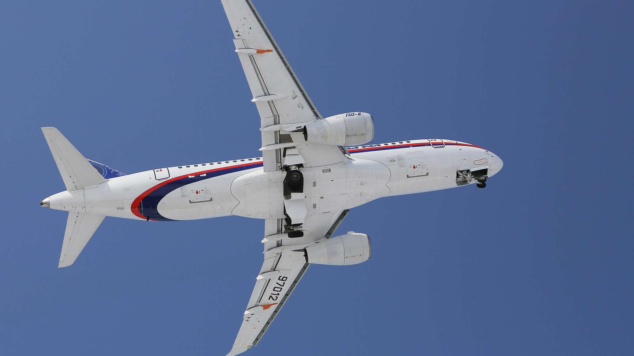 علماء روس يكتشفون هوائيا لتزويد الطائرات بالإنترنت