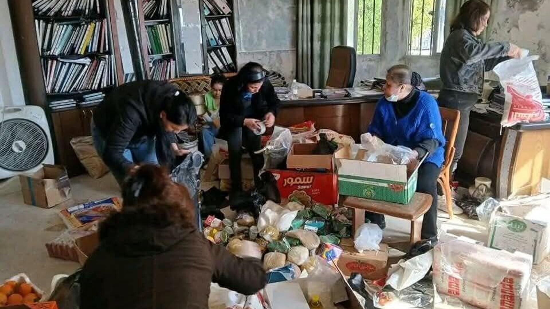 مبادرات أهلية لتقديم مساعدات إنسانية لمناطق الساحل السوري مبادرات أهلية لتقديم مساعدات إنسانية لمناطق الساحل السوري - سبوتنيك عربي, 1920, 17.03.2025