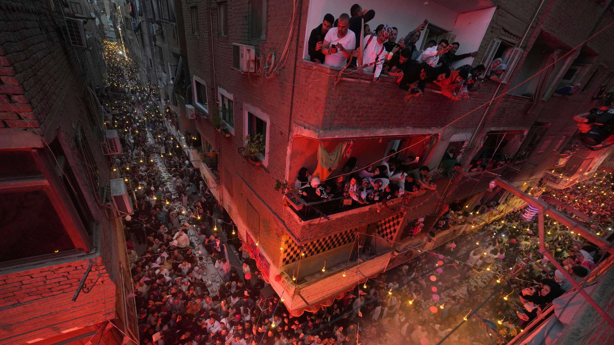 زلزال بقوة 5.6 درجة يضرب مصر دون تسجيل خسائر.. فيديو