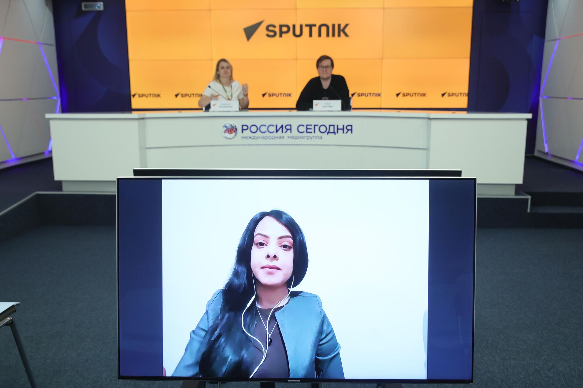 خبراء سبوتنيك يناقشون مشكلة التزييف مع اليمن - سبوتنيك عربي, 1920, 25.03.2025