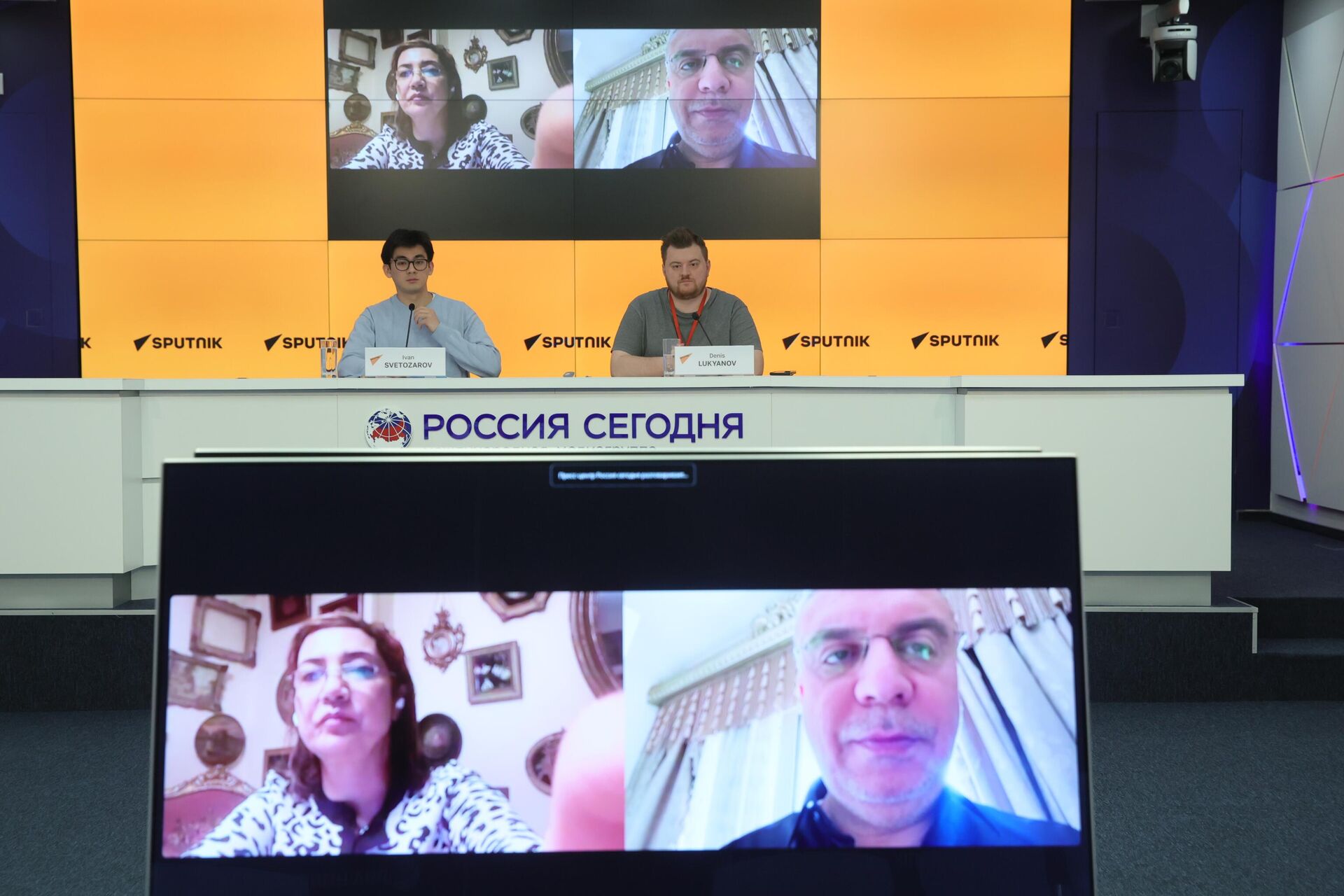 سبوتنيك وأكاديمية أوسبو تنظمان محاضرة تفاعلية حول خوارزميات وسائل التواصل الاجتماعي - سبوتنيك عربي, 1920, 25.03.2025