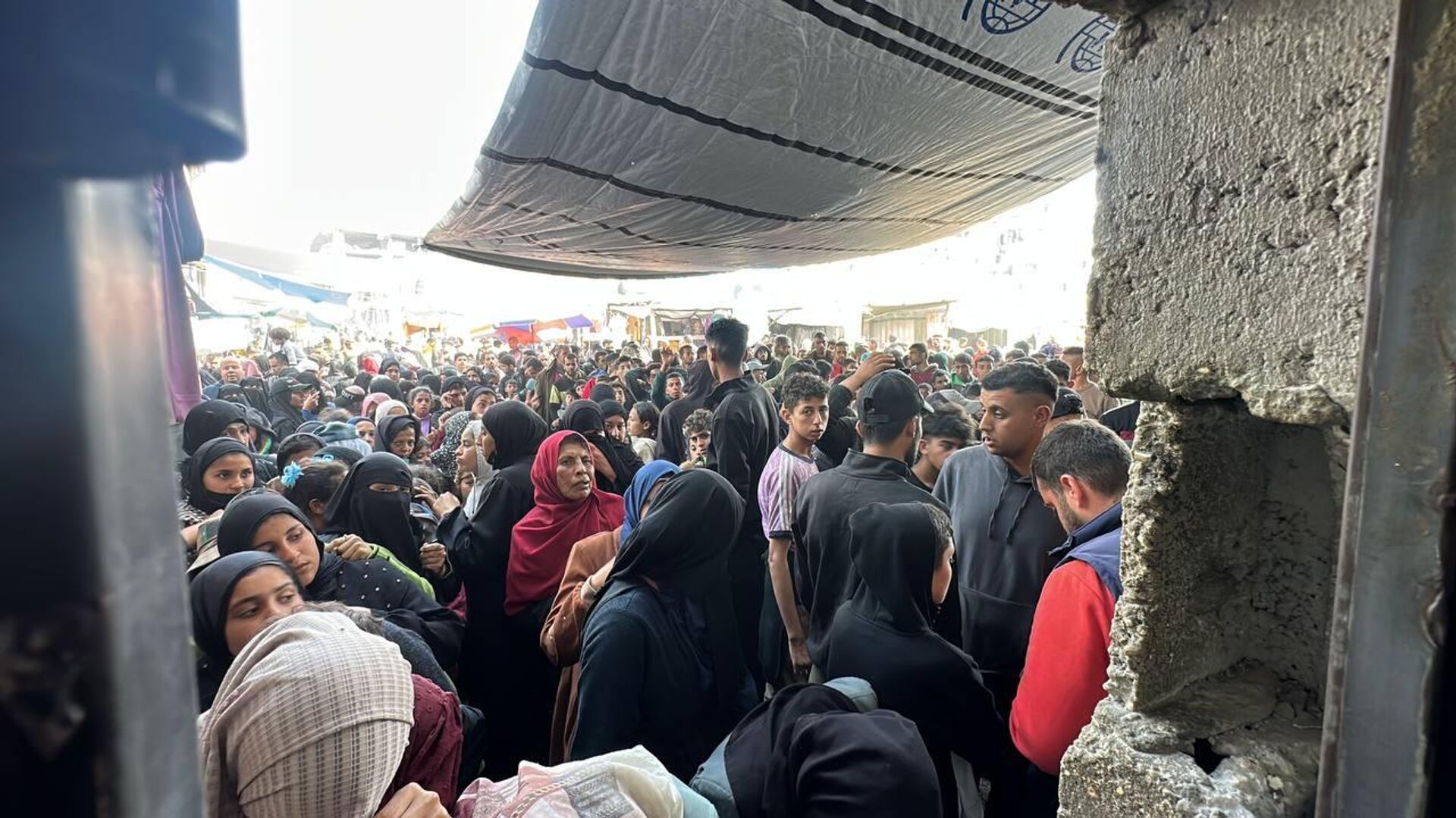 أزمة الخبز تتفاقم وخطر المجاعة يهدد سكان قطاع غزة  - سبوتنيك عربي, 1920, 26.03.2025