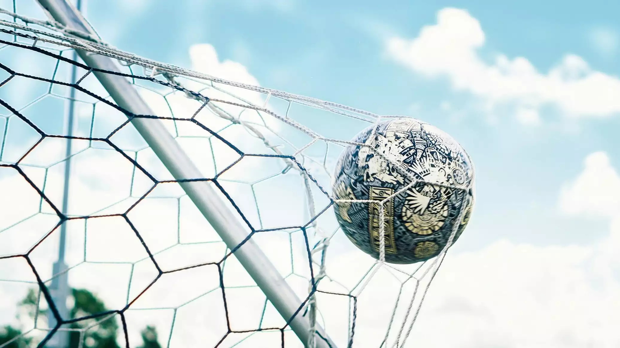 فرنسا تفوز على أذربيجان (3 - 1) في تصفيات كأس العالم 2026