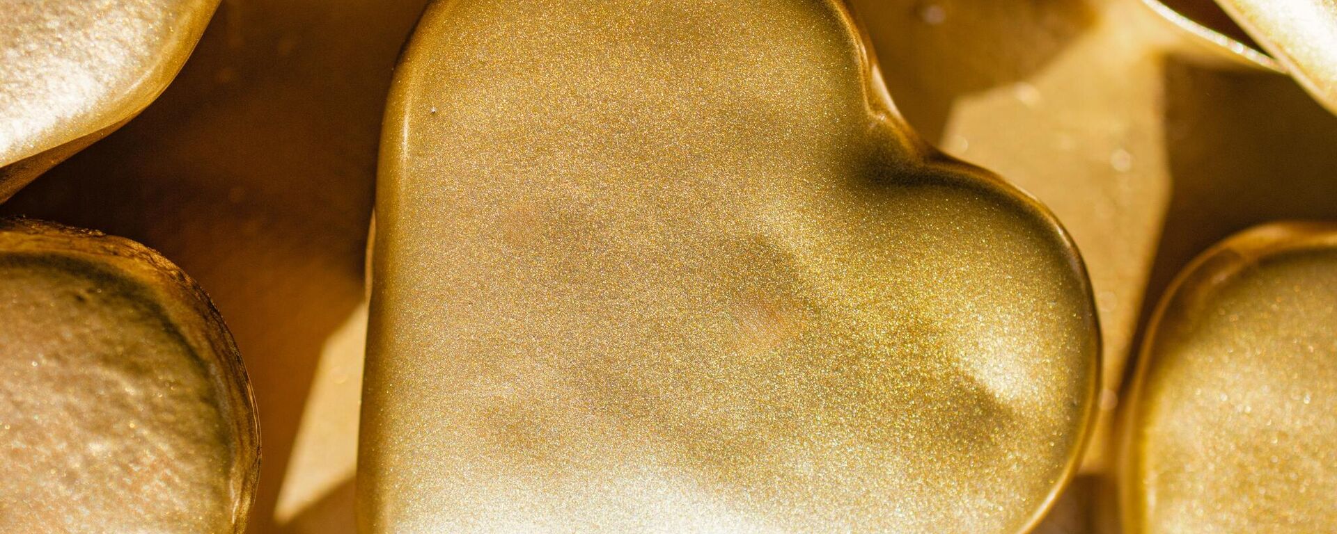 حلوى ذهبية - سبوتنيك عربي, 1920, 29.03.2025