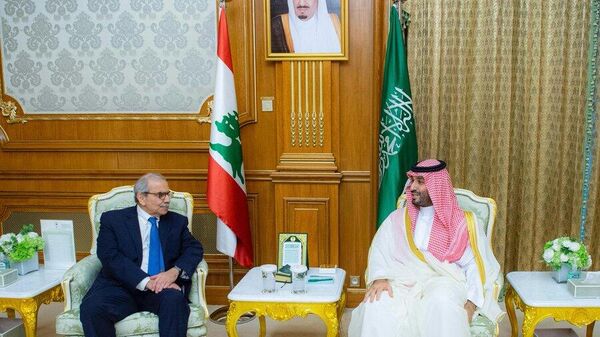 ولي العهد السعودي محمد بن سلمان ورئيس الوزراء اللبناني نواف سلام - سبوتنيك عربي
