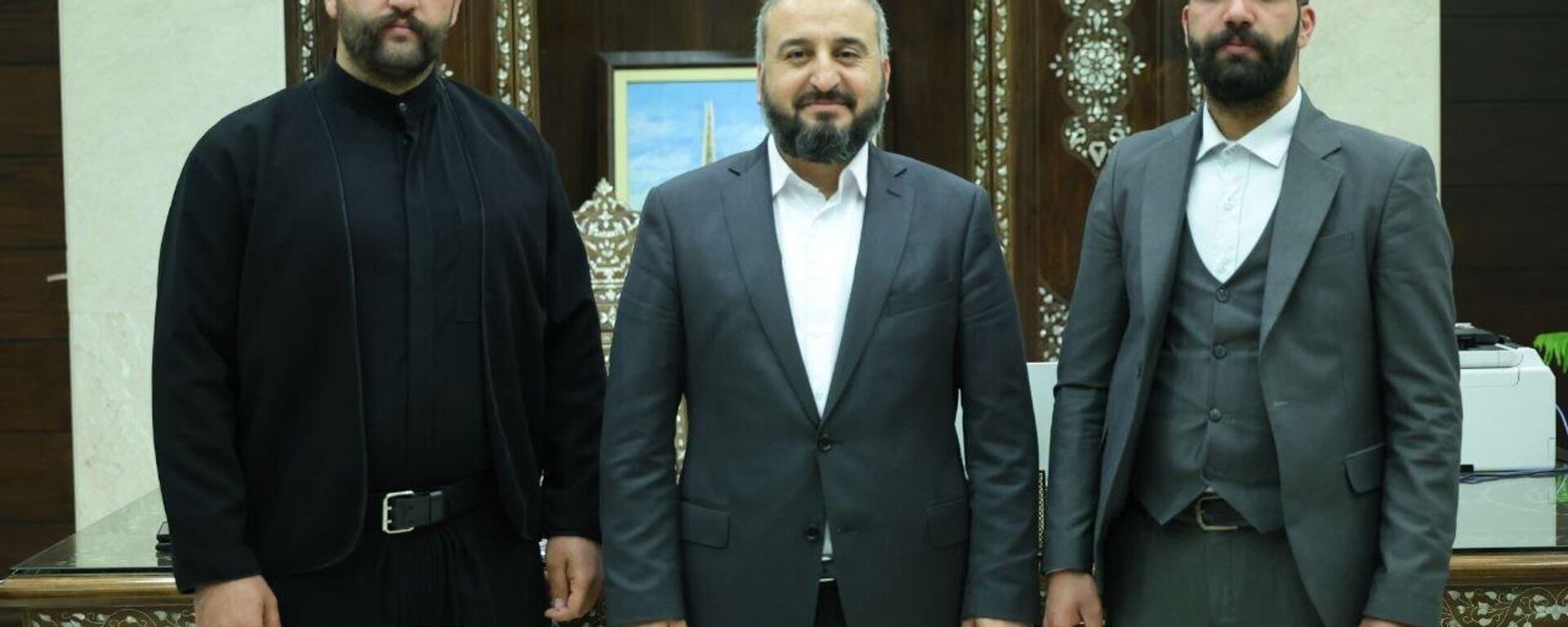 وزير الدفاع السوري مرهف أبو قصرة والشيخ ليث البلعوس - سبوتنيك عربي, 1920, 06.04.2025