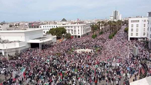 مسيرة تضامنية في المغرب تضامنا مع غزة  - سبوتنيك عربي