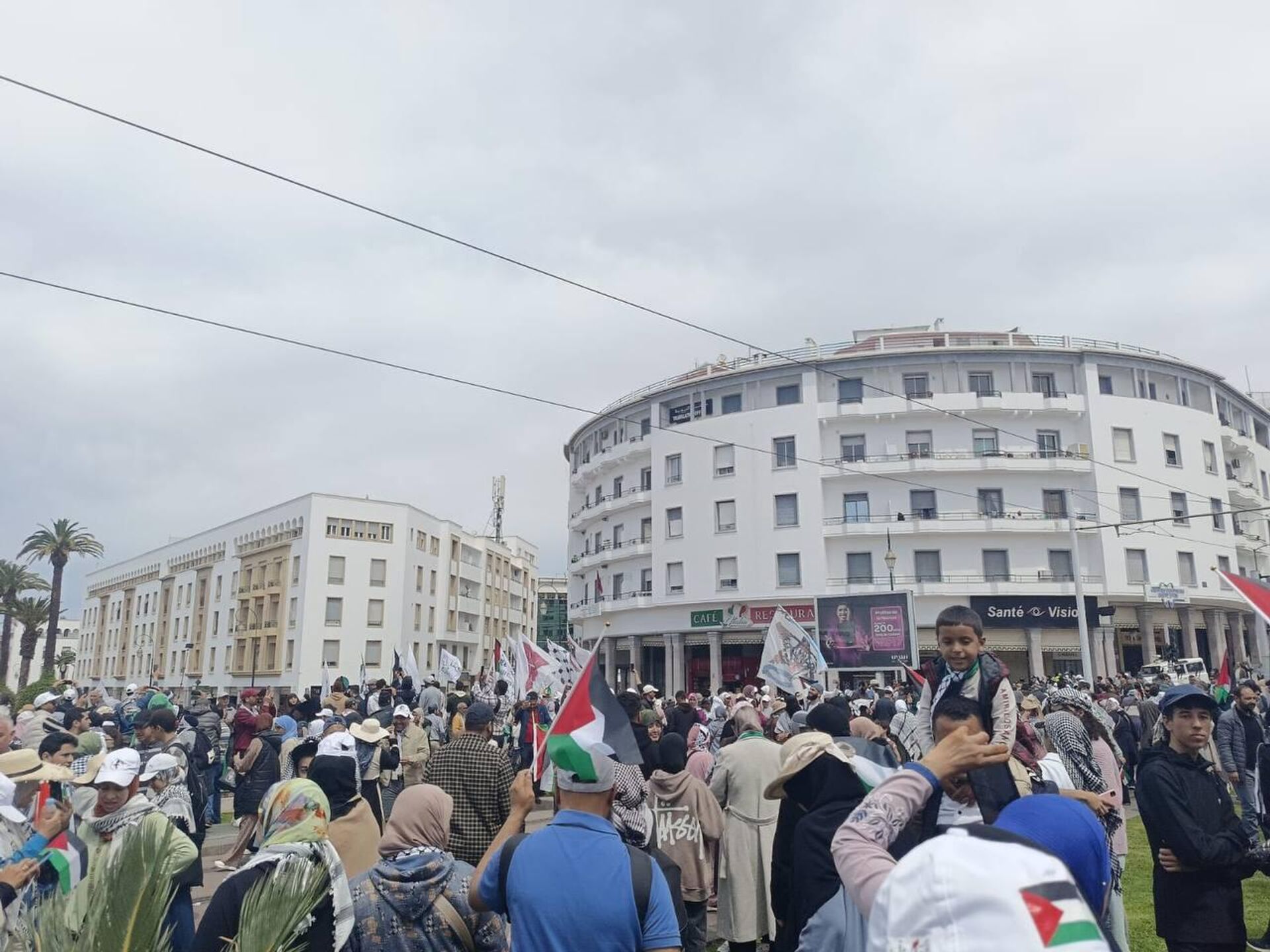 مسيرة تضامنية في المغرب تضامنا مع غزة مسيرة تضامنية في المغرب تضامنا مع غزة - سبوتنيك عربي, 1920, 06.04.2025