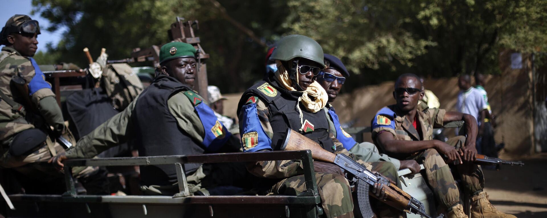 الجيش المالي يقوم بدورية في شوارع غاو، شمال مالي - سبوتنيك عربي, 1920, 06.04.2025