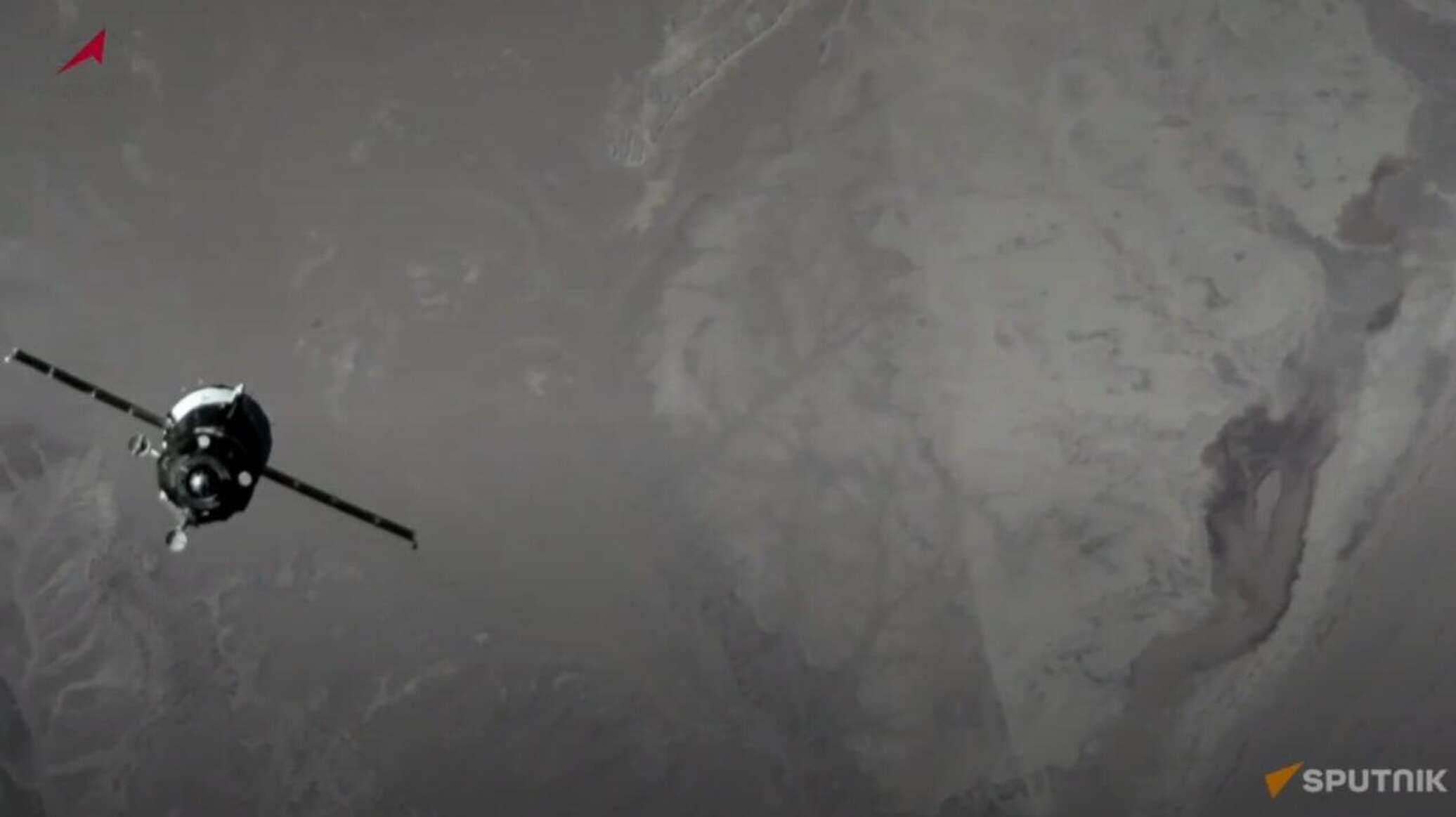 هبوط ناجح لمركبة "سويوز إم إس-27" الروسية وعلى متنها 3 رواد فضاء في كازاخستان