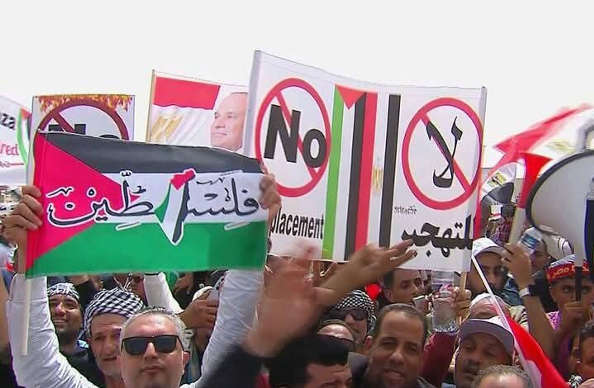 آلاف المصريين يحتشدون في العريش رفضا لتهجير الفلسطينيين - سبوتنيك عربي, 1920, 08.04.2025