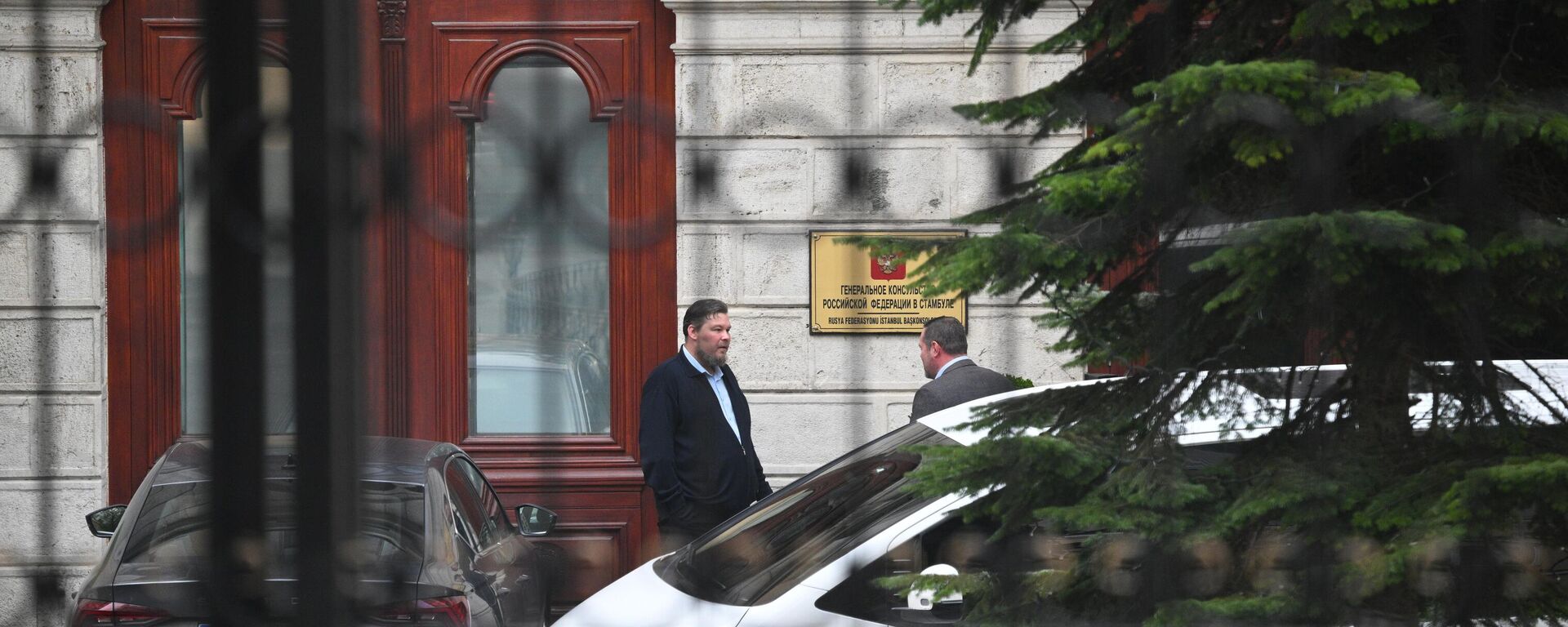  القنصلية العامة الروسية في إسطنبول، حيث ستعقد جولة جديدة من المحادثات بين الوفدين الروسي والأمريكي. - سبوتنيك عربي, 1920, 10.04.2025