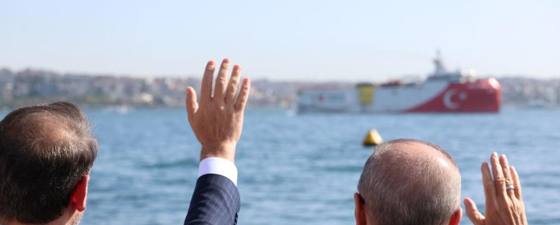 الرئيس التركي رجب طيب أردوغان يراقب إبحار سفينة التنقيب عن النفط المتجه إلى الصومال - سبوتنيك عربي, 1920, 10.04.2025