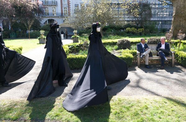 متظاهرو حركة التمرد ضد الانقراض في وسط لندن، المملكة المتحدة - سبوتنيك عربي