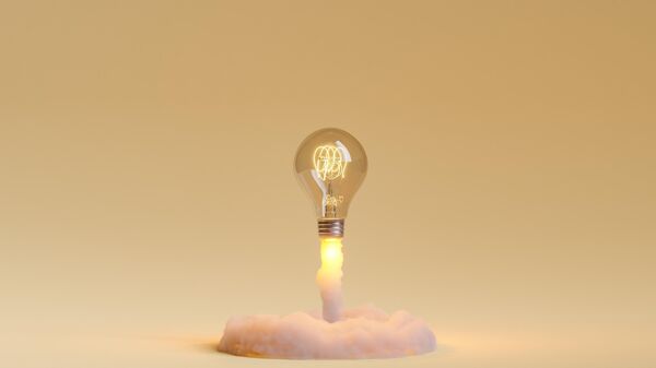 لمبة إنارة تمثل استغلال الطاقة الأمثل  - سبوتنيك عربي