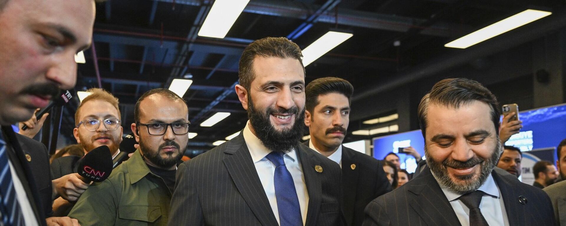 الرئيس السوري بالمرحلة الانتقالية، أحمد الشرع، ووزير خارجيته، أسعد الشيباني، في منتدى أنطاليا الدبلوماسي في أنطاليا، تركيا، 11 أبريل/ نيسان 2025 - سبوتنيك عربي, 1920, 13.04.2025